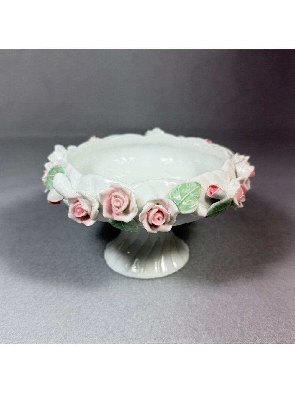 Vintage Encrusted Porcelain Rose Pedestal Bowl Capodimonte Style Candy Dish - Picture 2 of 11